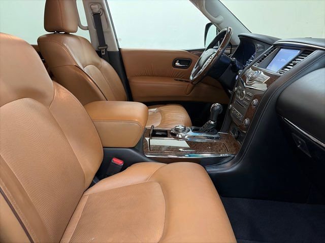 Used 2016 INFINITI QX80 Limited w/ All Season Package image 36