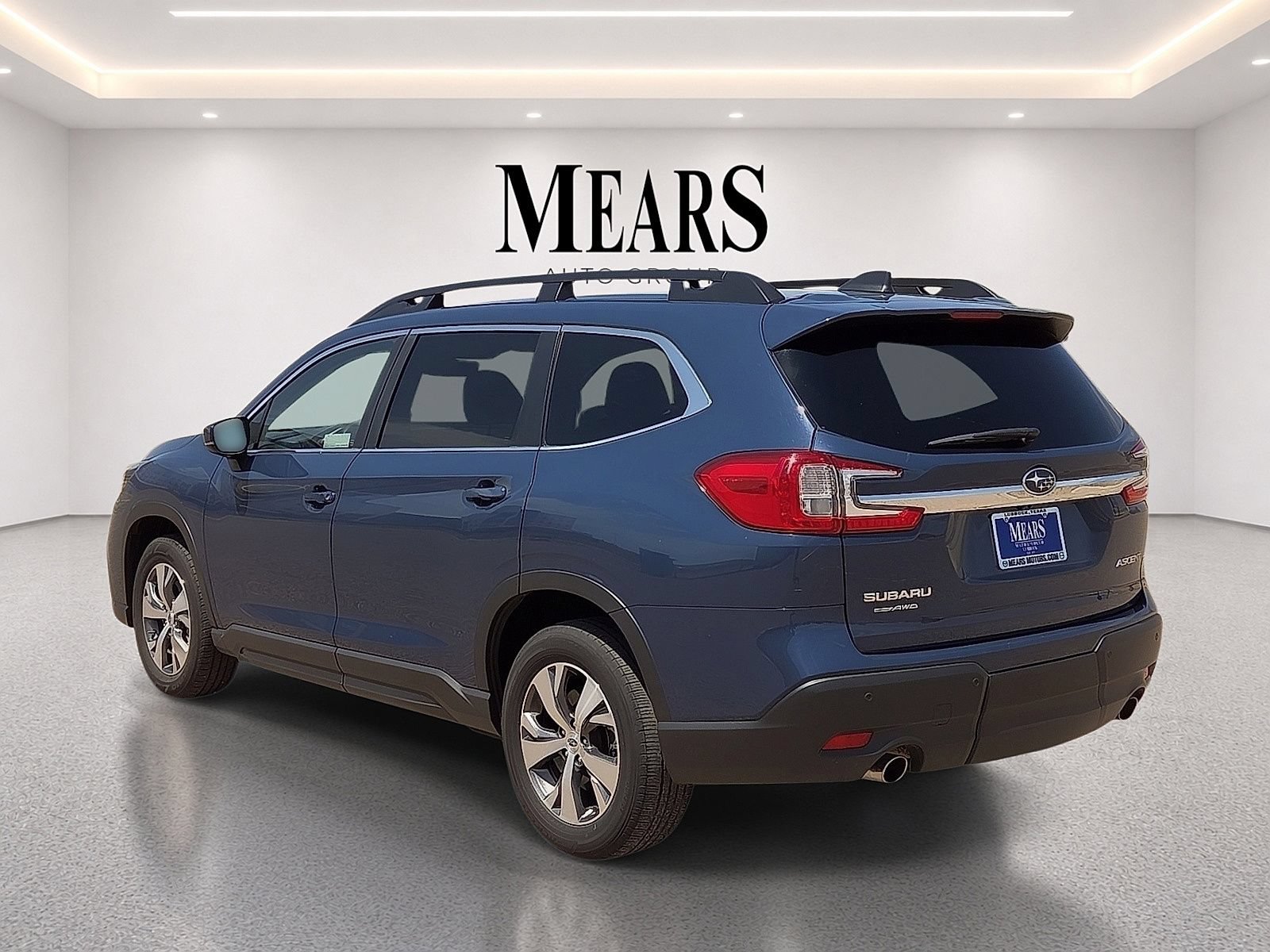 Used 2025 Subaru Ascent Premium AWD/4WD image 3