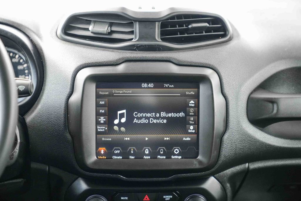 Used 2023 Jeep Renegade Altitude image 15