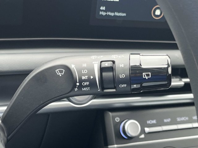 New 2026 Hyundai Tucson SE FWD image 32