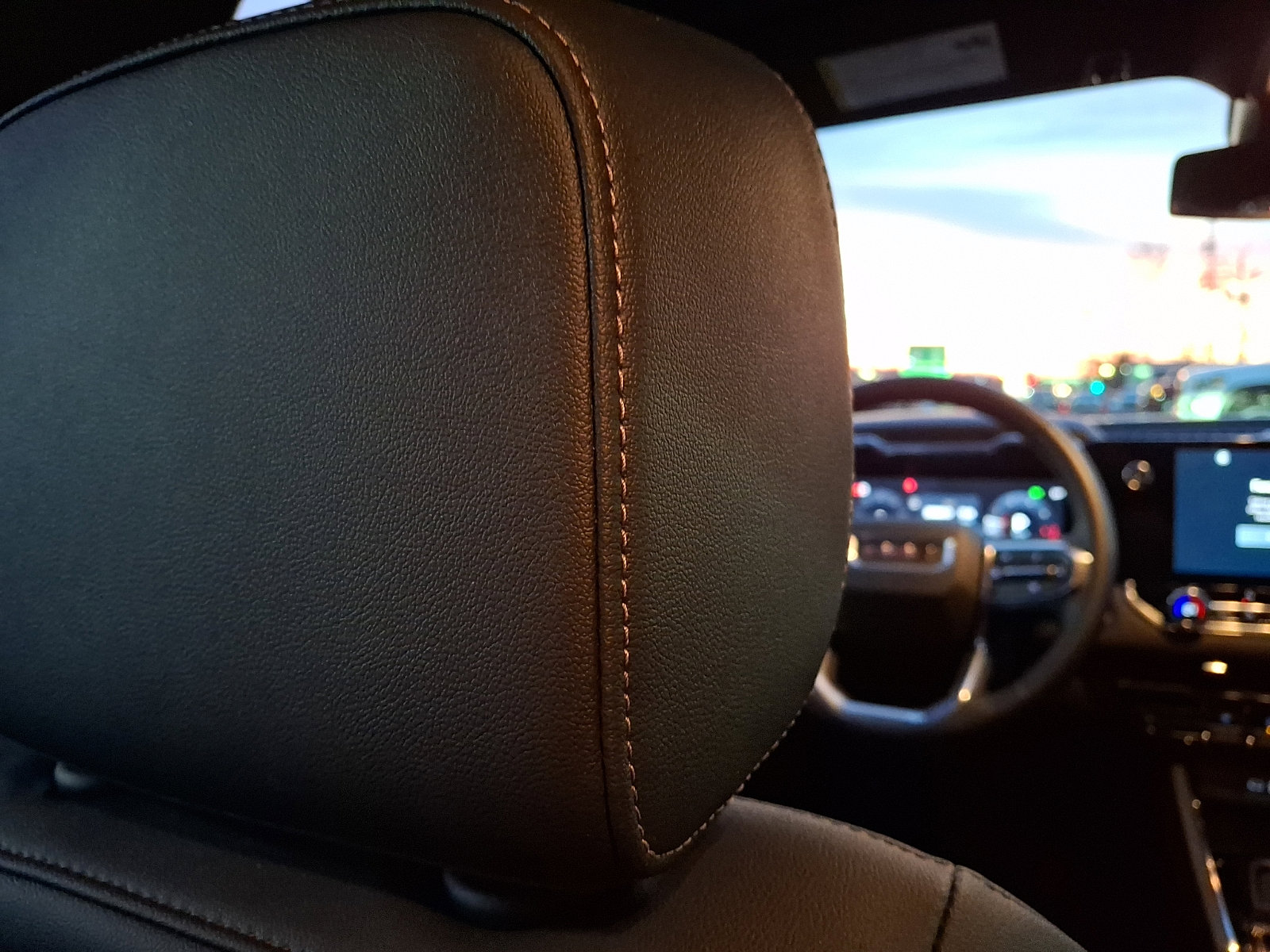 Certified 2024 GMC Canyon Elevation w/ Elevation Premium Package image 13