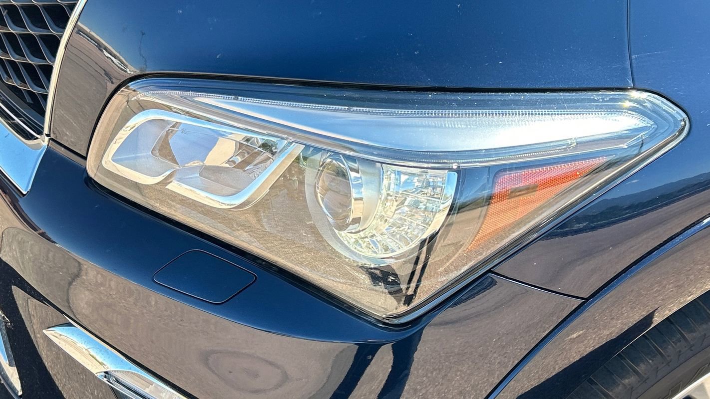 Used 2016 INFINITI QX80 4WD w/ Deluxe Technology Package image 16