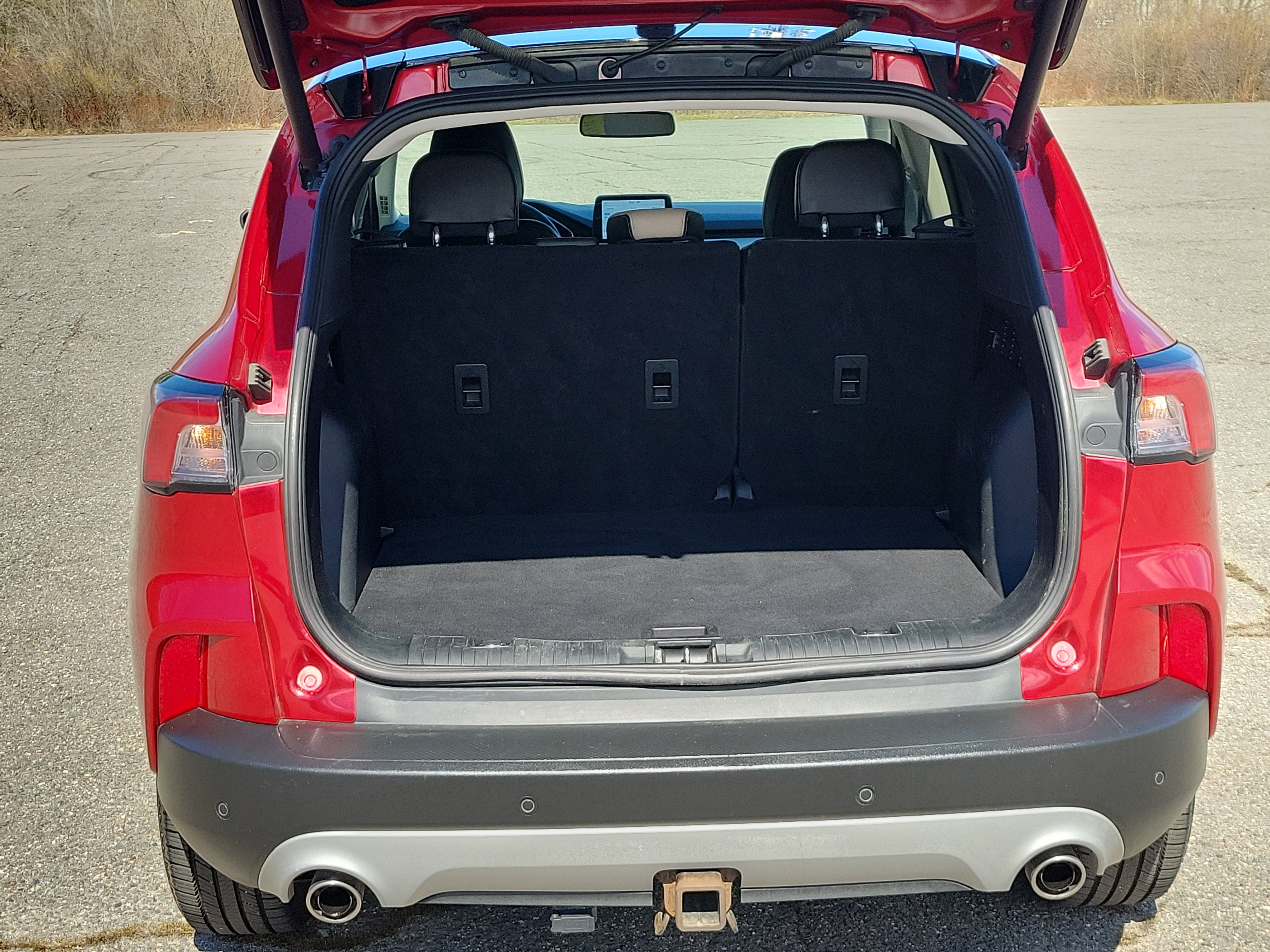 Used 2022 Ford Escape Titanium w/ Class II Trailer Tow Package AWD/4WD image 17