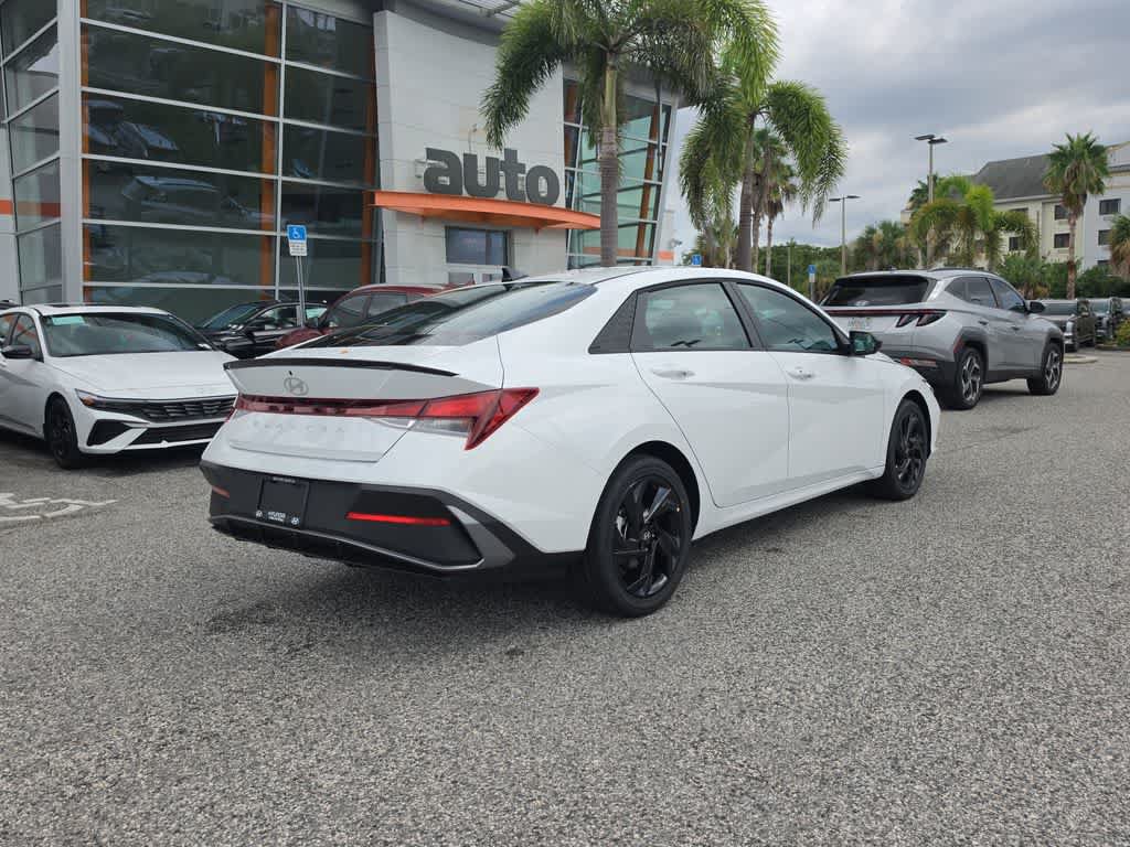 New 2026 Hyundai Elantra SEL Sport FWD image 7