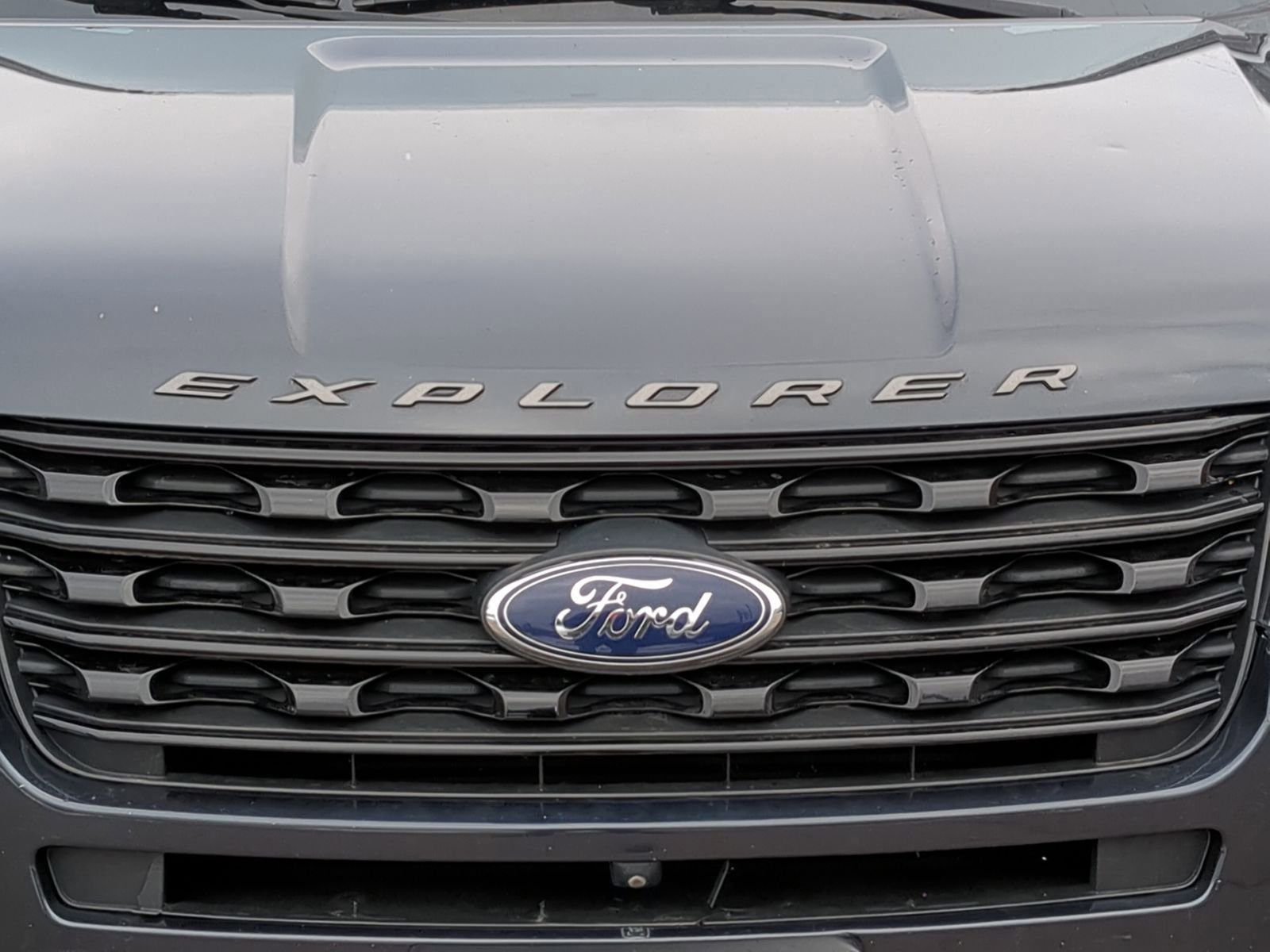 Used 2017 Ford Explorer Sport w/ Equipment Group 401A image 16