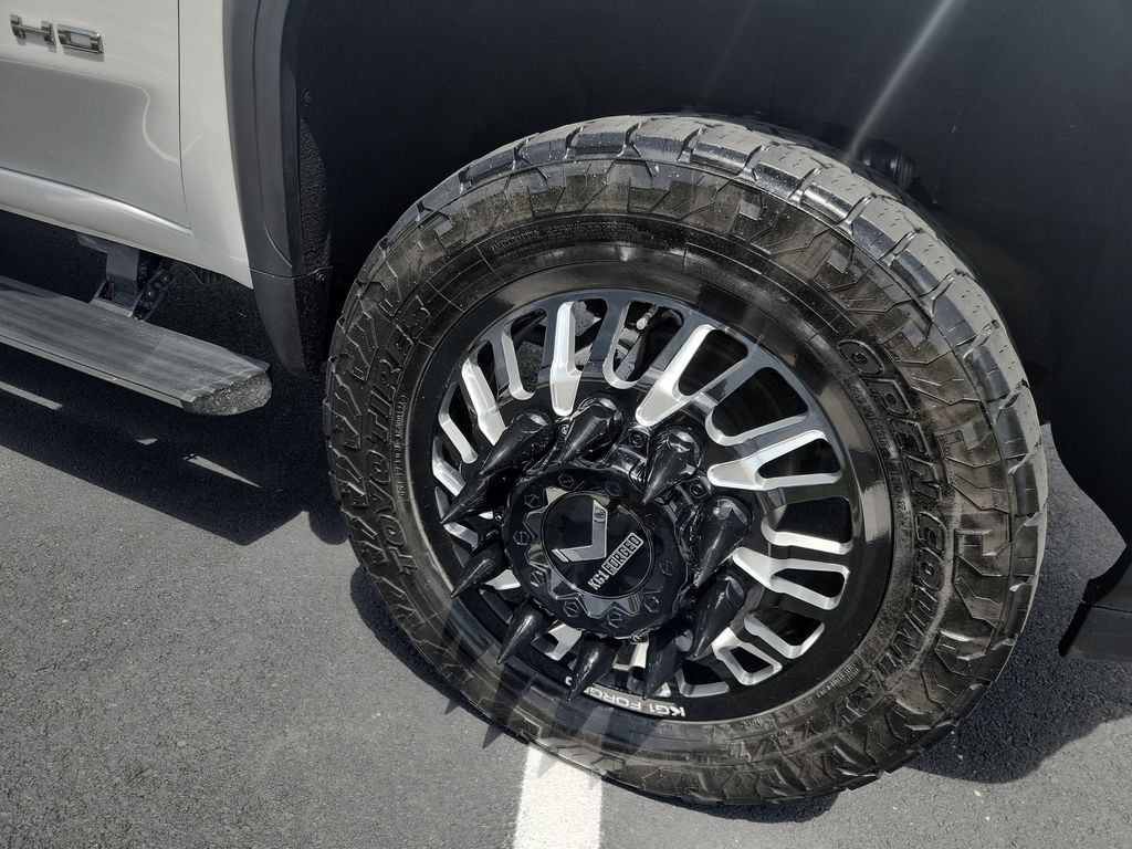 Used 2024 GMC Sierra 3500 Denali Ultimate AWD/4WD image 29