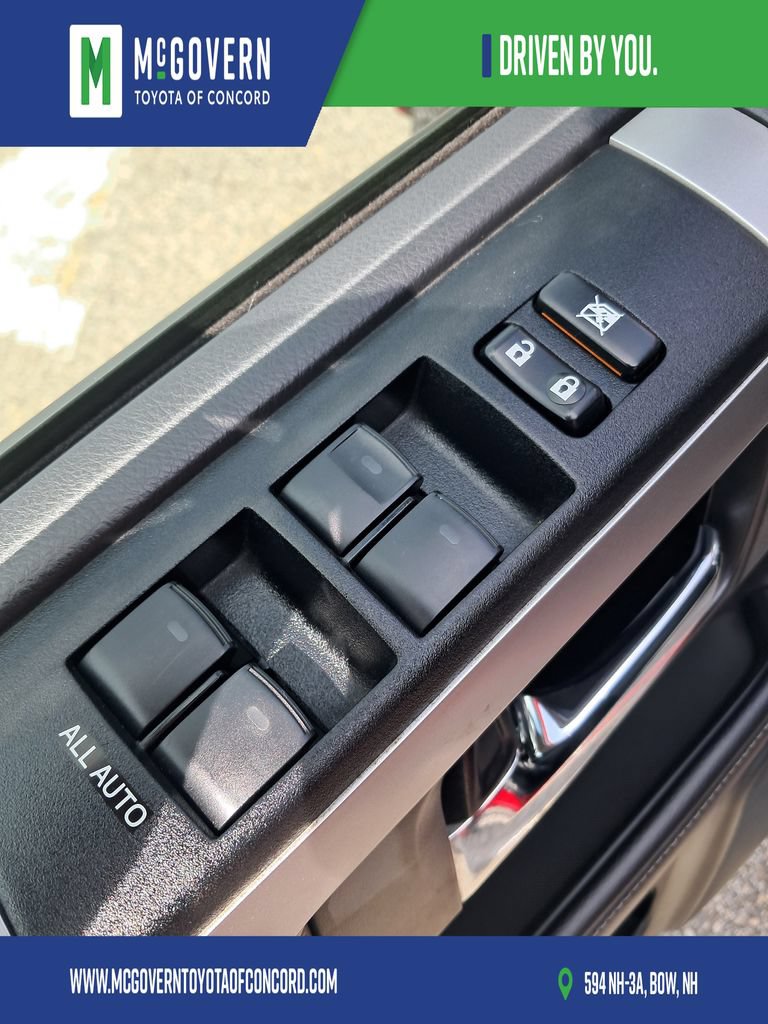 Used 2020 Toyota 4Runner SR5 Premium w/ Moonroof Package AWD/4WD image 10