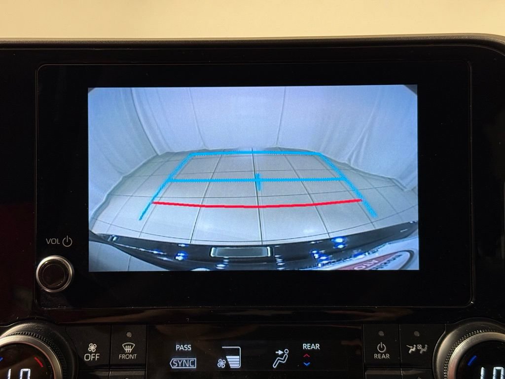 Certified 2024 Toyota Highlander XLE AWD/4WD image 30
