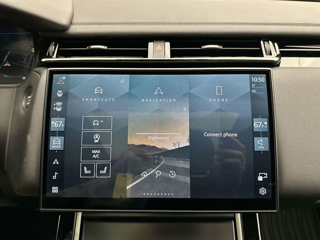 New 2026 Land Rover Range Rover Velar Dynamic SE image 12