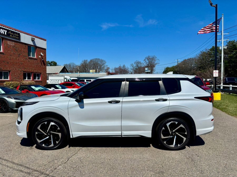 Used 2023 Mitsubishi Outlander SE image 5