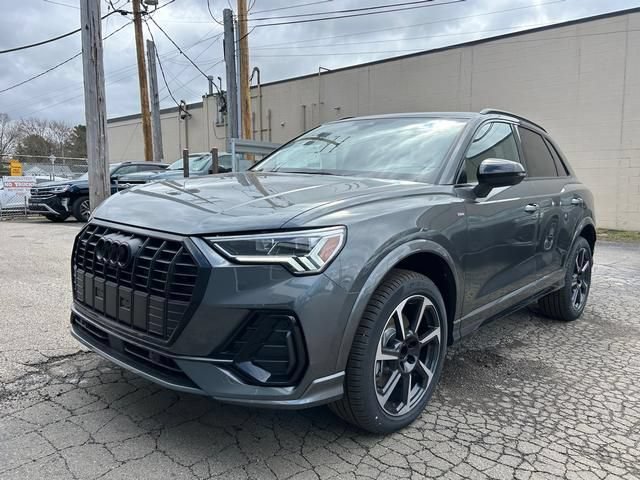 Used 2025 Audi Q3 2.0T Premium Plus w/ Premium Plus Package AWD/4WD image 7