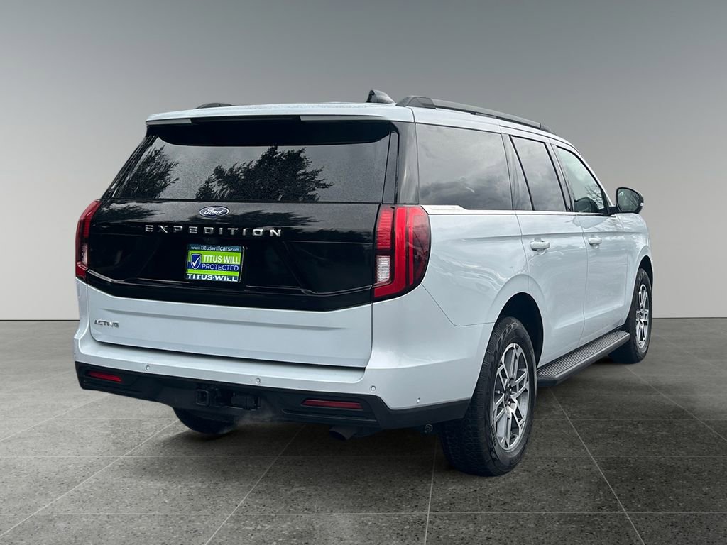 Used 2025 Ford Expedition Active image 7