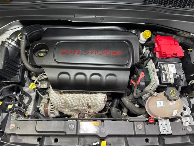 Used 2018 Jeep Renegade Trailhawk w/ Cold Weather Group II AWD/4WD image 7