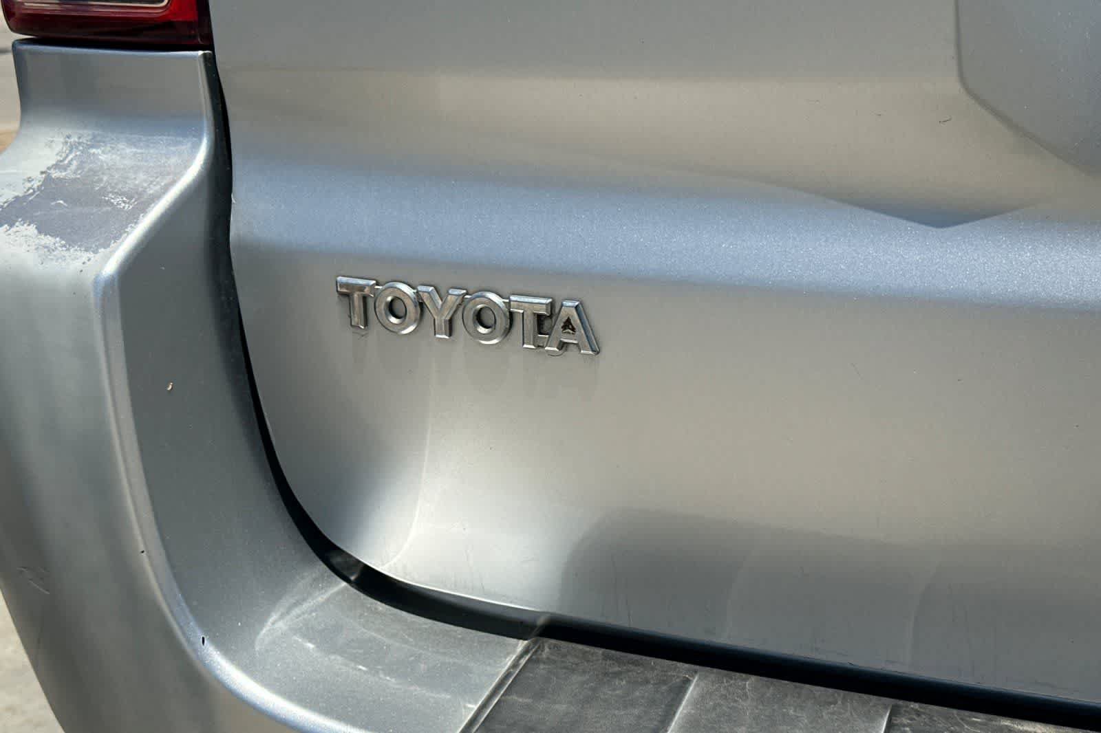 Used 2006 Toyota 4Runner SR5 RWD image 13