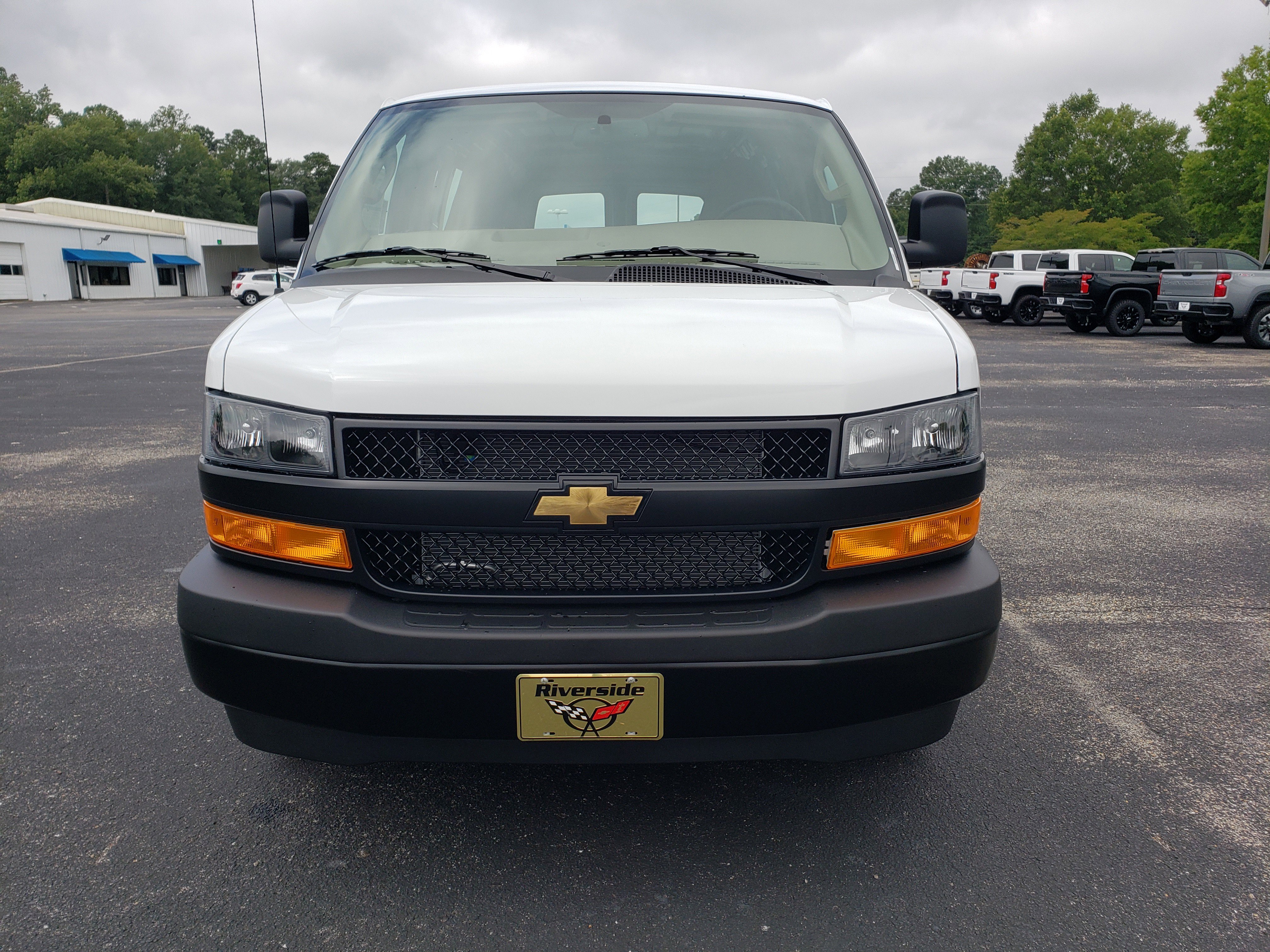 New 2025 Chevrolet Express 2500 w/ Driver Convenience Package image 8