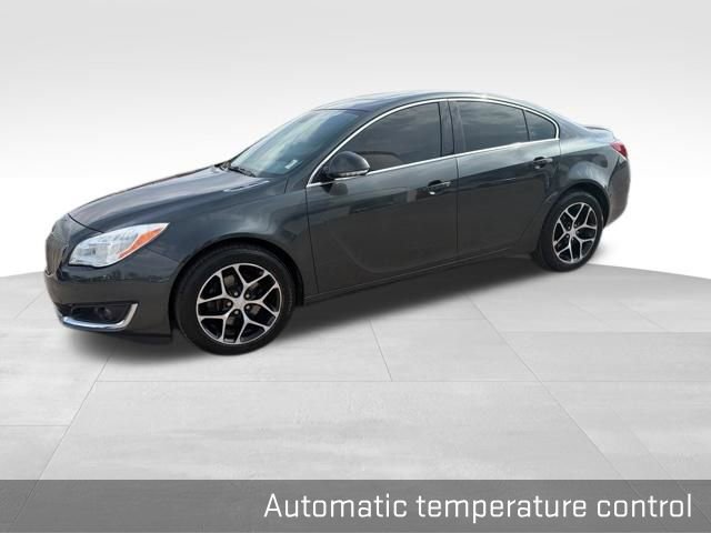Used 2017 Buick Regal Sport Touring image 7