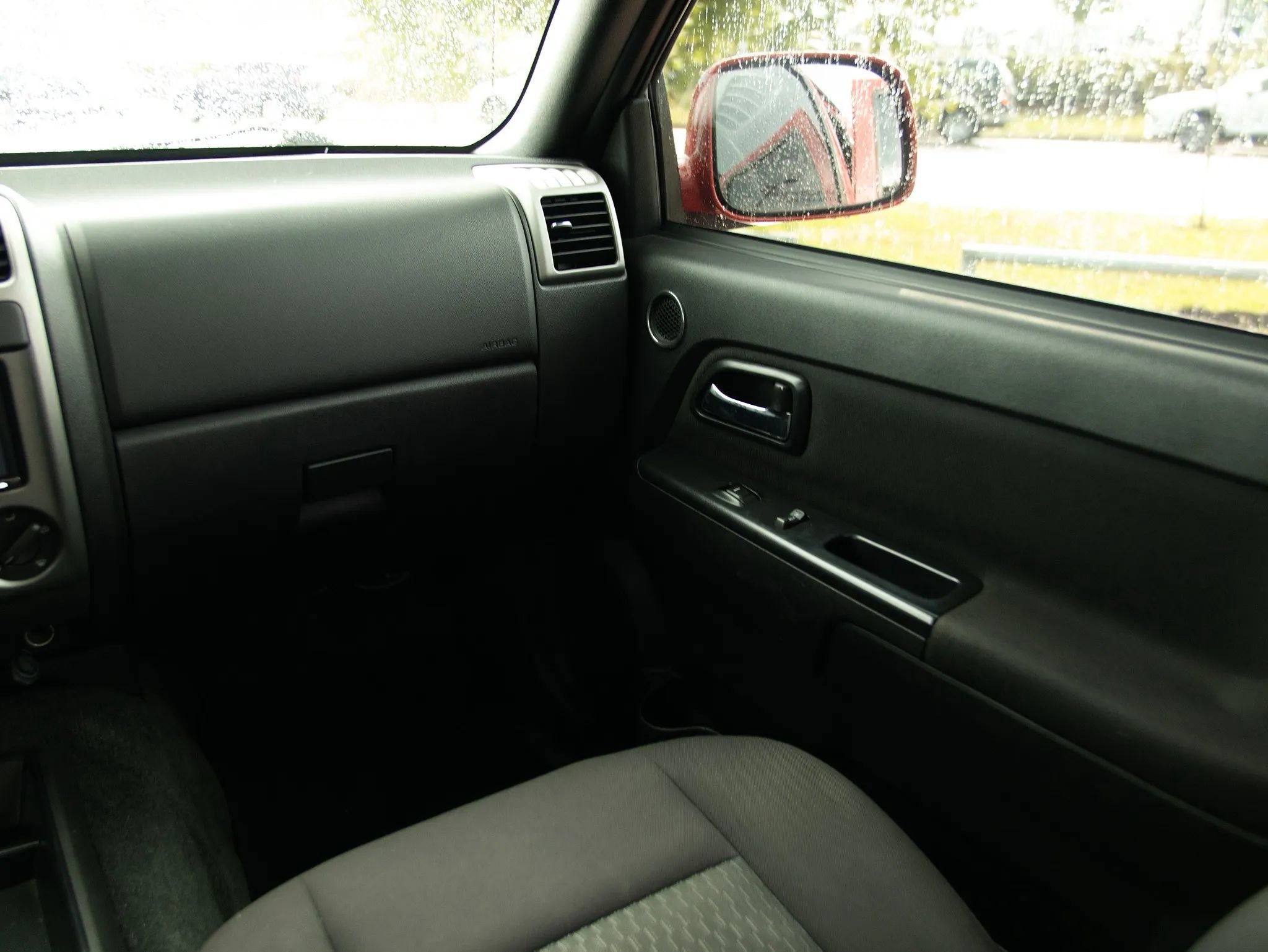 Used 2012 Chevrolet Colorado LT AWD/4WD image 30