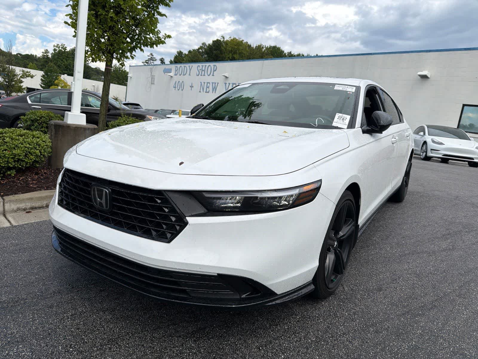 Used 2025 Honda Accord Sport image 1
