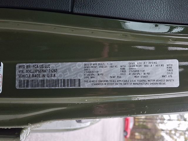 Used 2022 Jeep Wrangler Unlimited Sahara w/ Cold Weather Group image 31