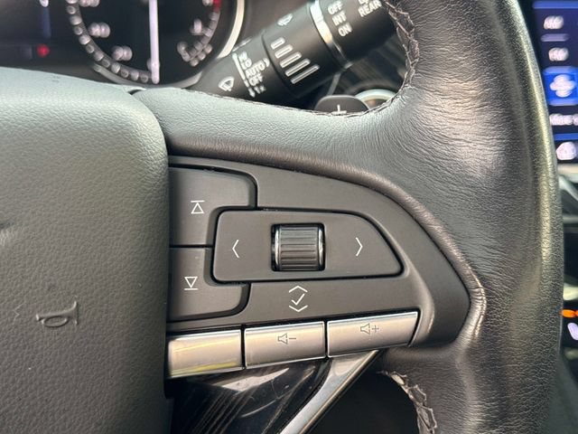 Used 2022 Cadillac XT6 Premium Luxury FWD image 30