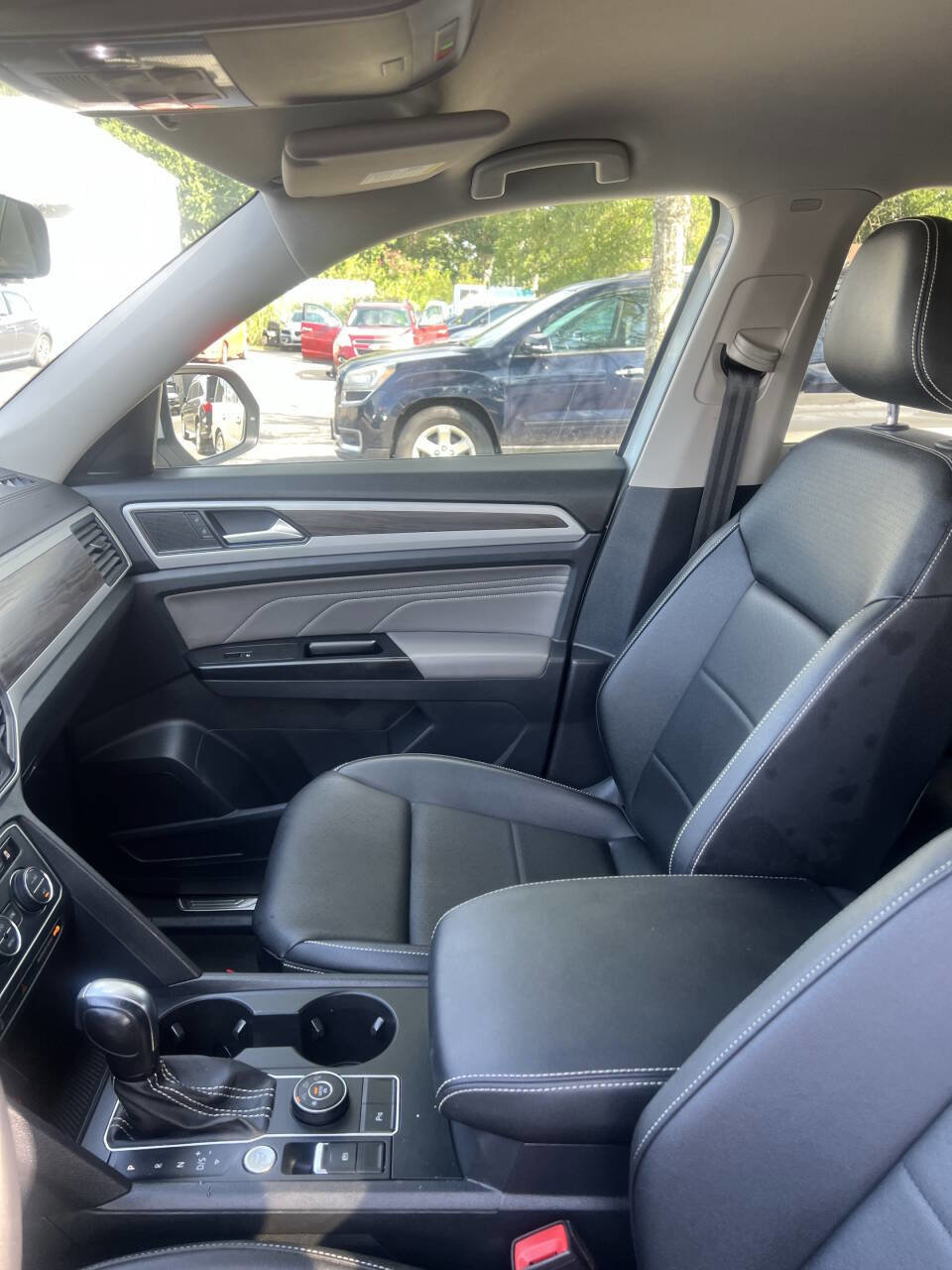 Used 2021 Volkswagen Atlas SE image 15