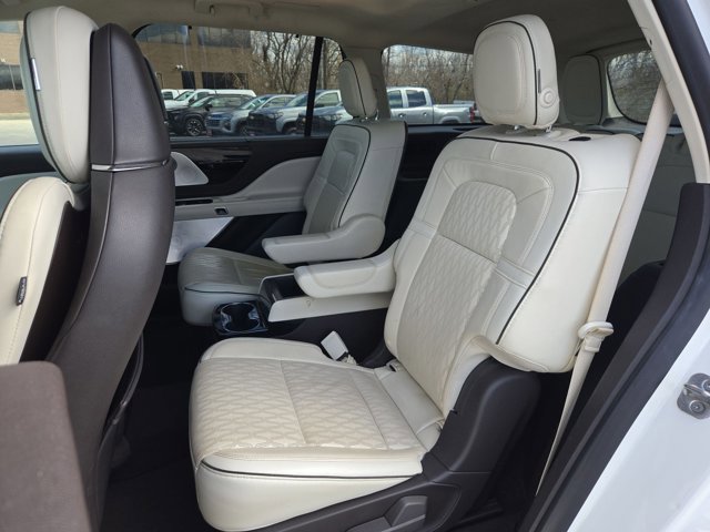 Used 2020 Lincoln Aviator Black Label Grand Touring w/ Class IV Trailer Tow Package image 18