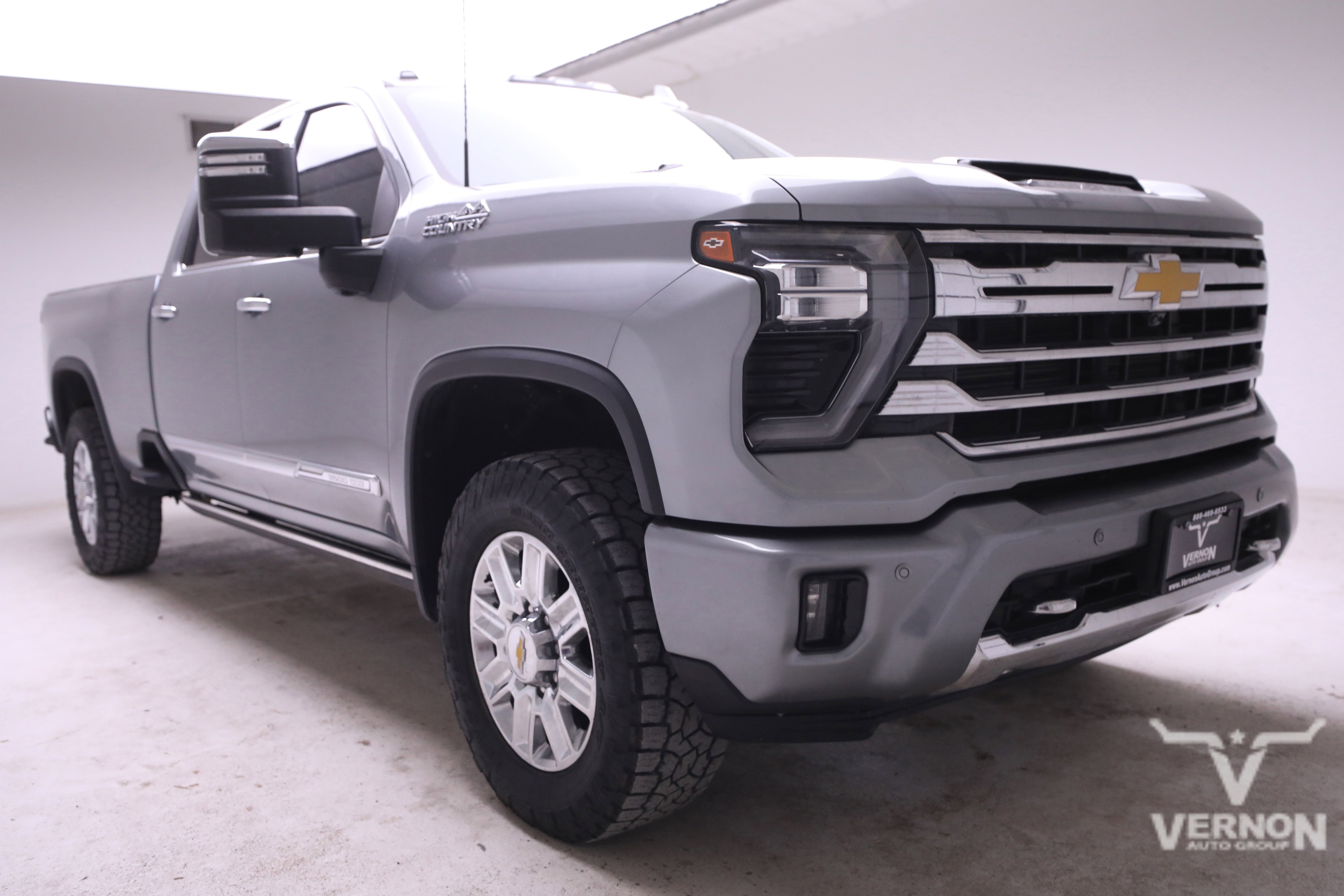 Used 2024 Chevrolet Silverado 3500 High Country w/ High Country Premium Package image 7