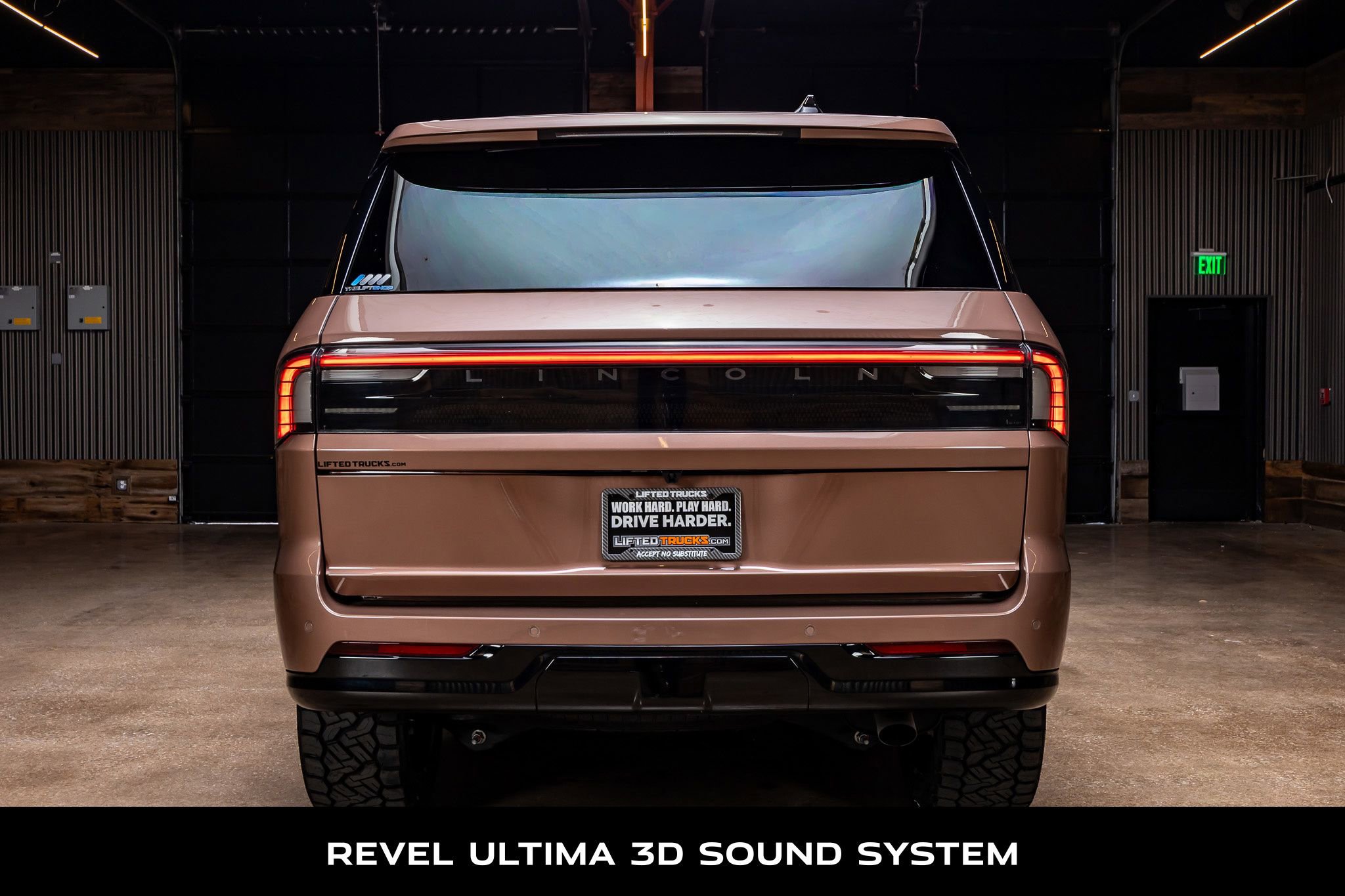 Used 2025 Lincoln Navigator Black Label image 9