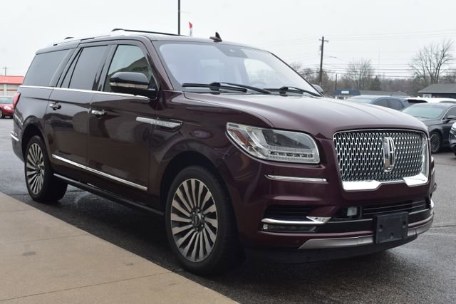 Used 2018 Lincoln Navigator L Reserve w/ Technology Package AWD/4WD image 13