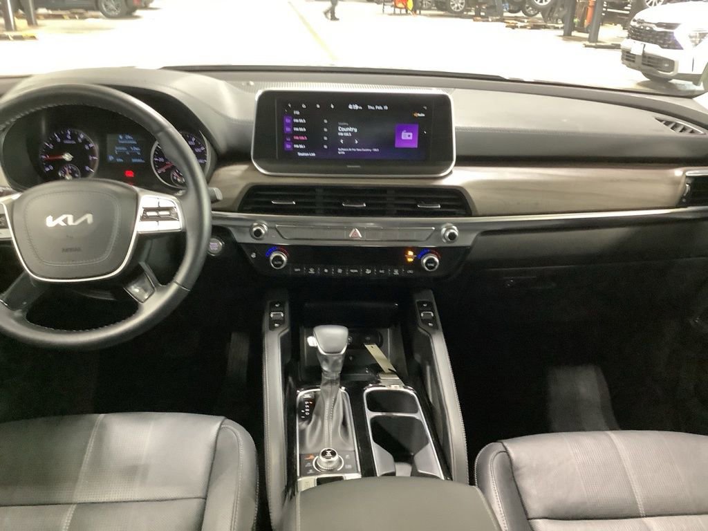 Certified 2022 Kia Telluride EX w/ EX Premium Package image 12