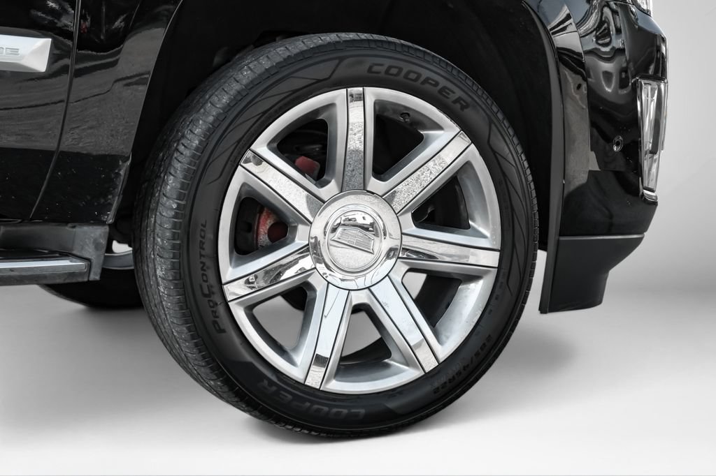 Used 2018 Cadillac Escalade Luxury RWD image 52