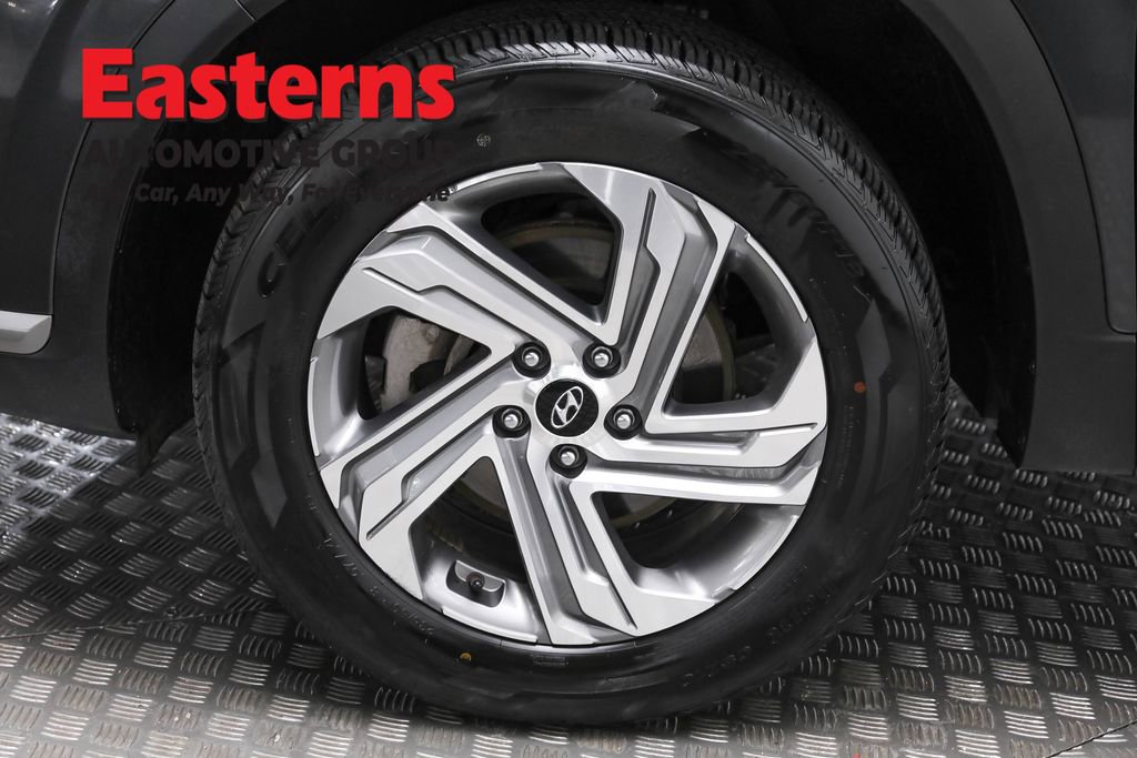 Used 2023 Hyundai Santa Fe SEL image 32