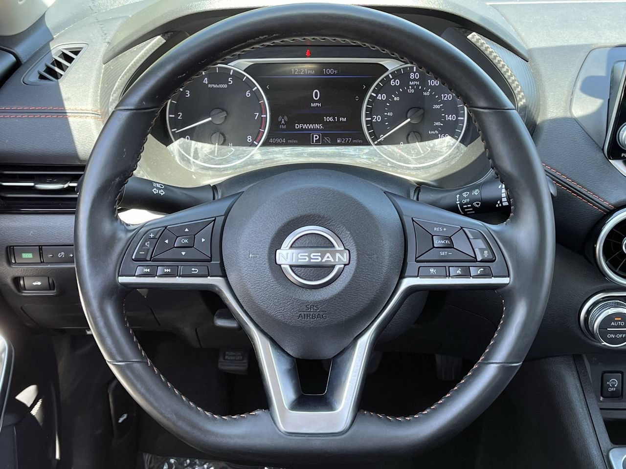 Used 2025 Nissan Sentra SR FWD image 11