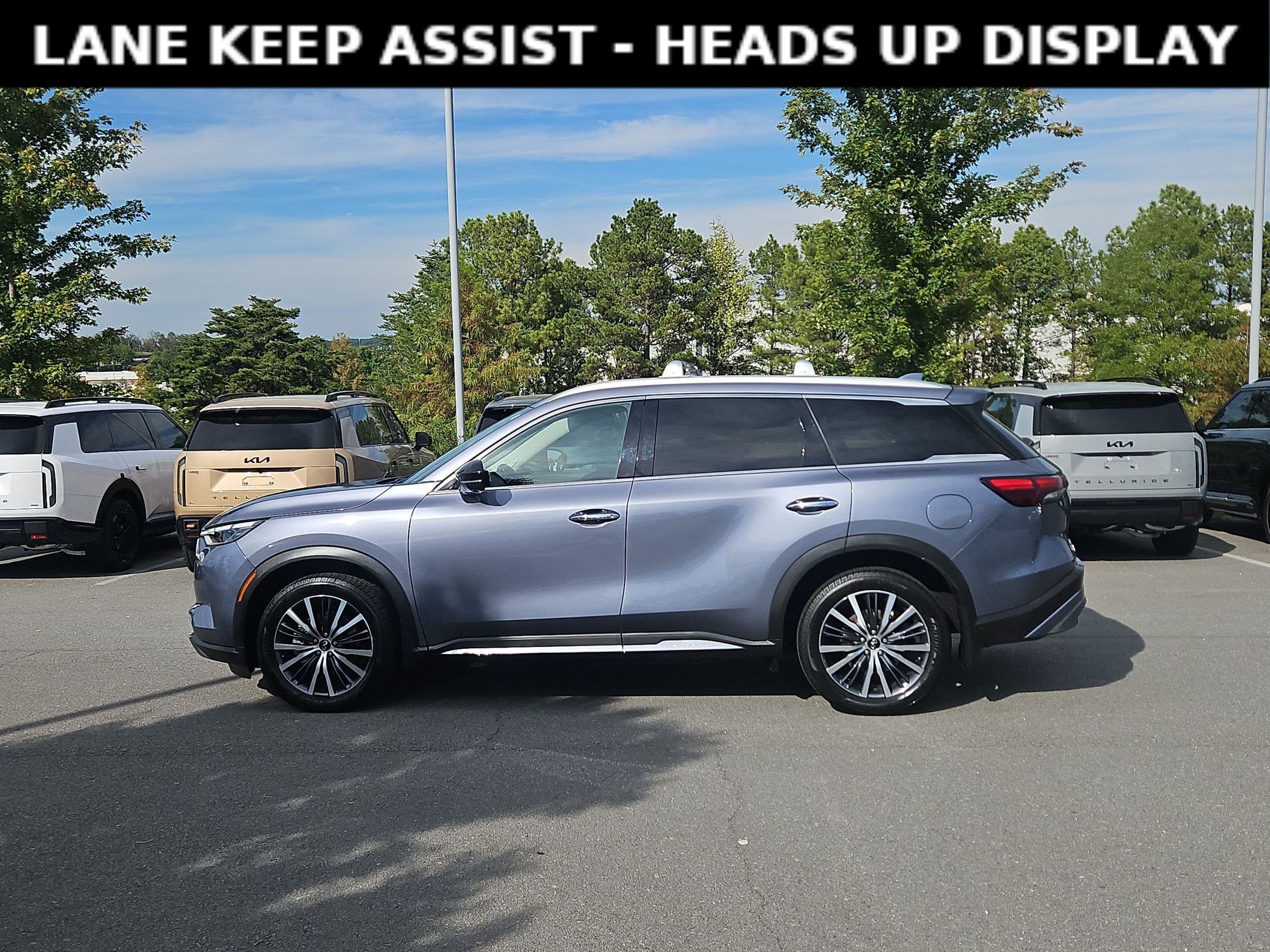 Used 2024 INFINITI QX60 Sensory w/ Vision Package AWD/4WD image 4
