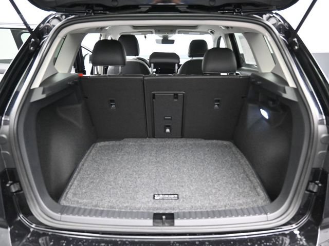 New 2026 Volkswagen Taos SE AWD/4WD image 12