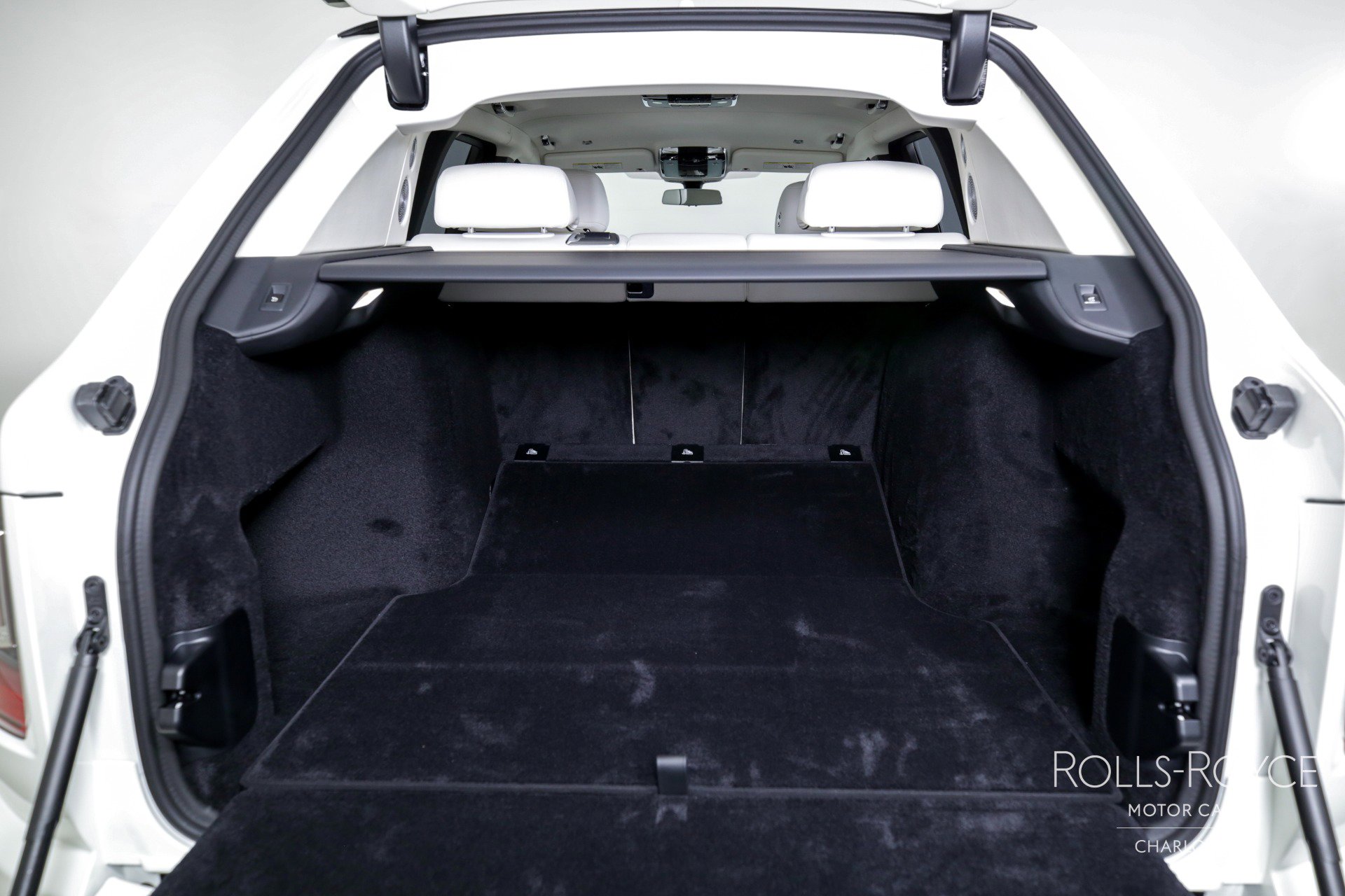 Certified 2025 Rolls-Royce Cullinan image 22