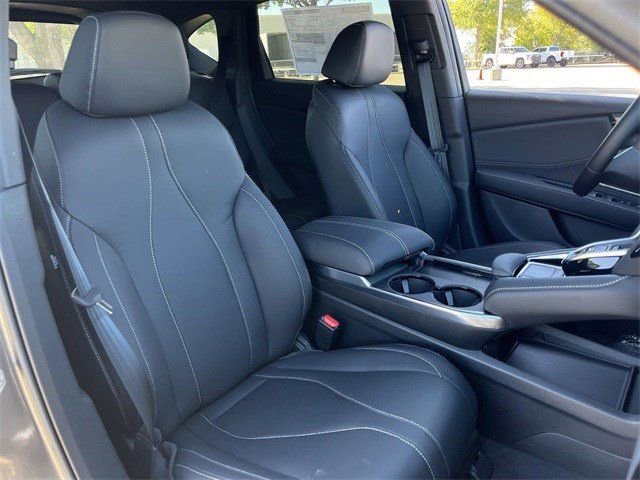 Used 2025 Acura RDX SH-AWD image 31