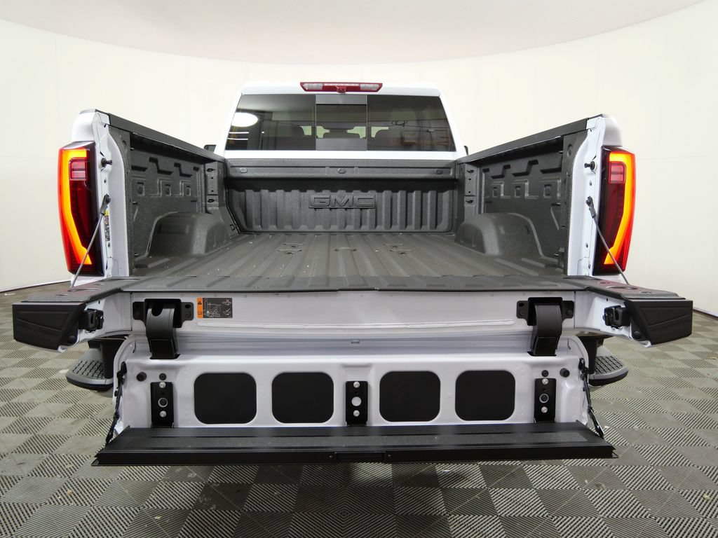 New 2026 GMC Sierra 3500 SLT w/ SLT Premium Package AWD/4WD video 4