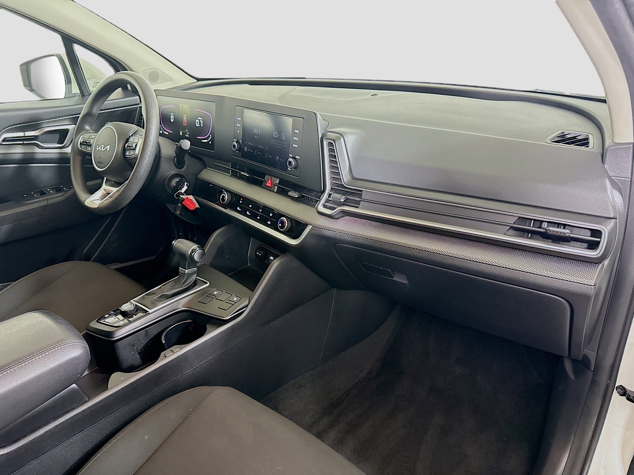 Used 2023 Kia Sportage LX image 29