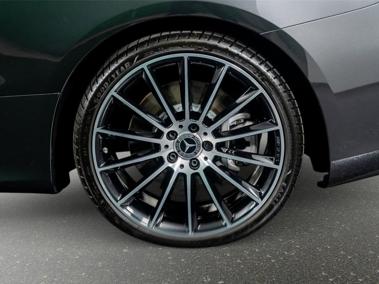 Used 2023 Mercedes-Benz E 450 Cabriolet w/ AMG Line image 19