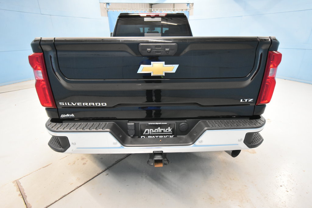 Used 2024 Chevrolet Silverado 3500 LTZ w/ LTZ Plus Package AWD/4WD image 33