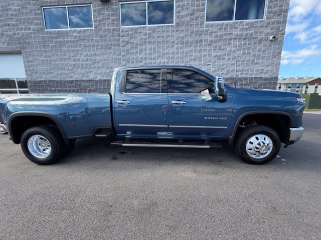 Used 2024 Chevrolet Silverado 3500 LTZ w/ LTZ Plus Package AWD/4WD image 3
