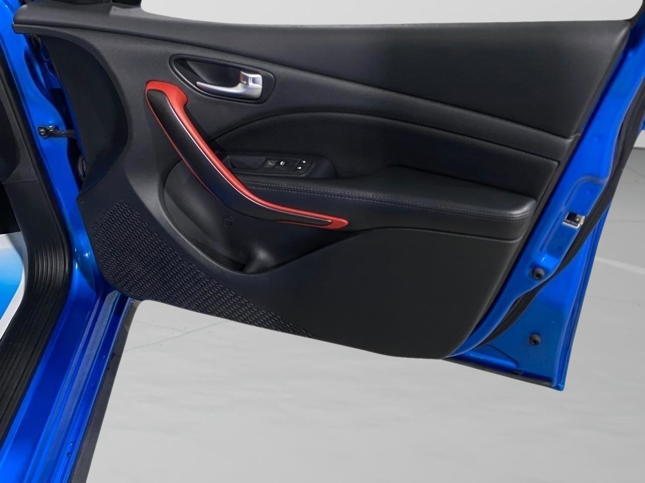 Used 2015 Dodge Dart GT image 27