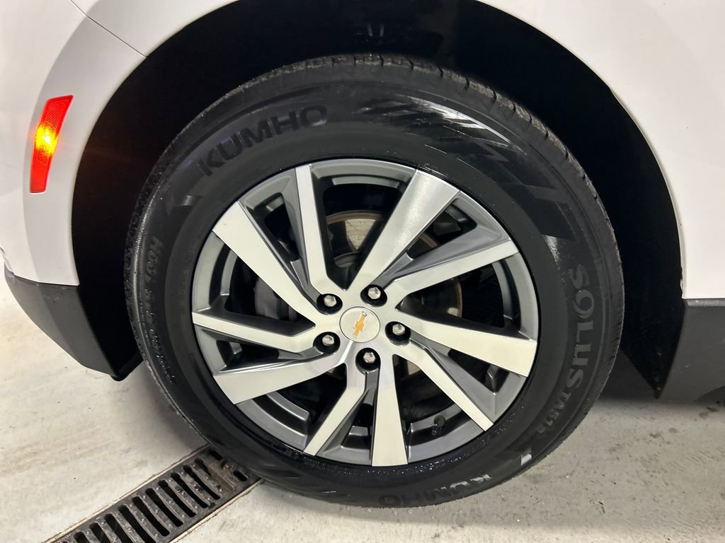 Used 2022 Chevrolet Equinox Premier image 9