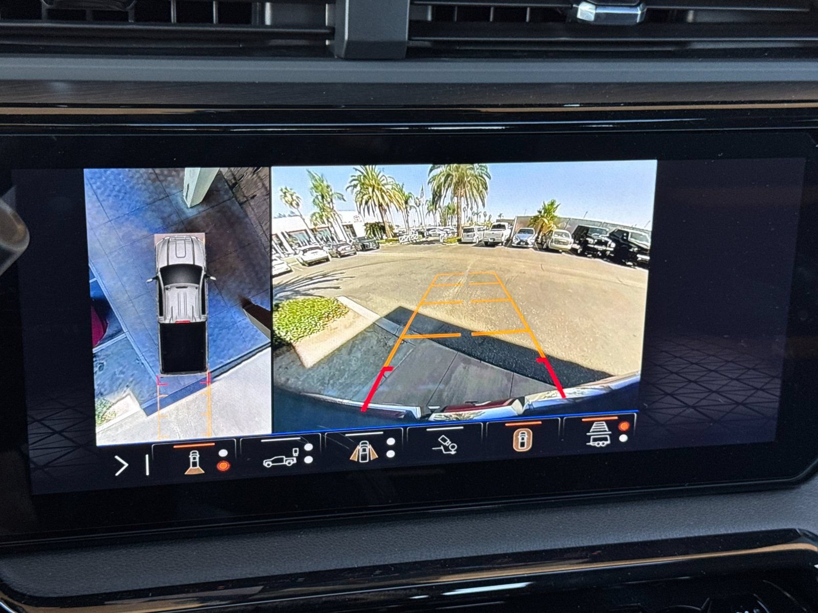 New 2026 GMC Sierra 2500 AT4 w/ AT4 Premium Plus Package AWD/4WD image 18