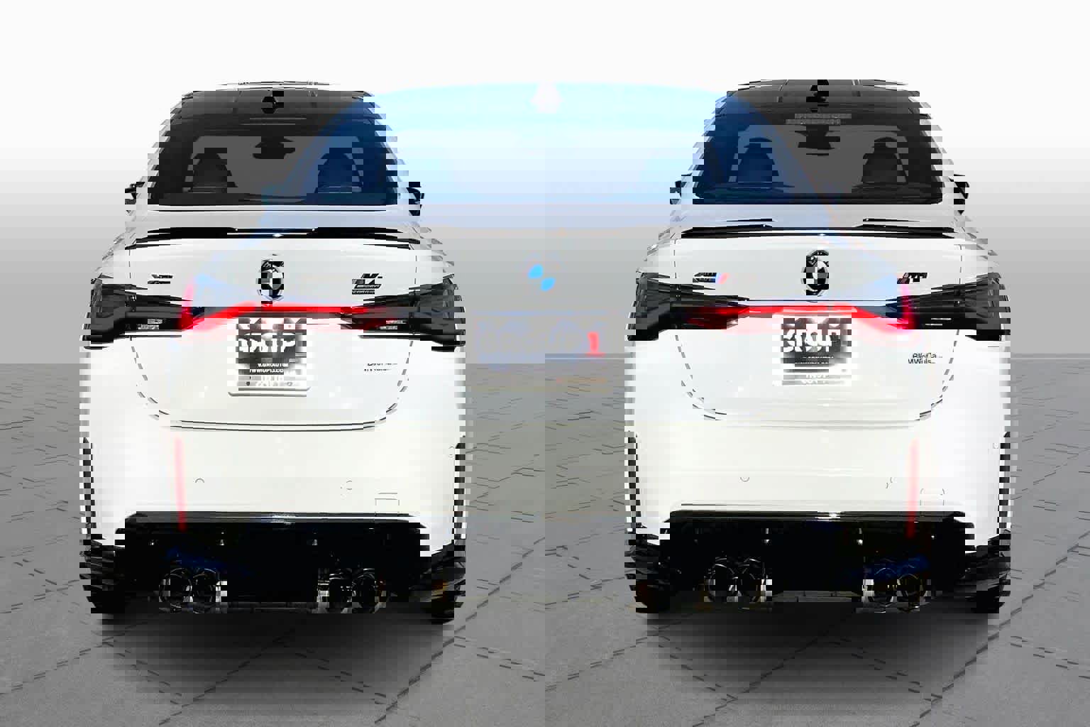 Used 2024 BMW M4 xDrive Competition w/ Executive Package image 9