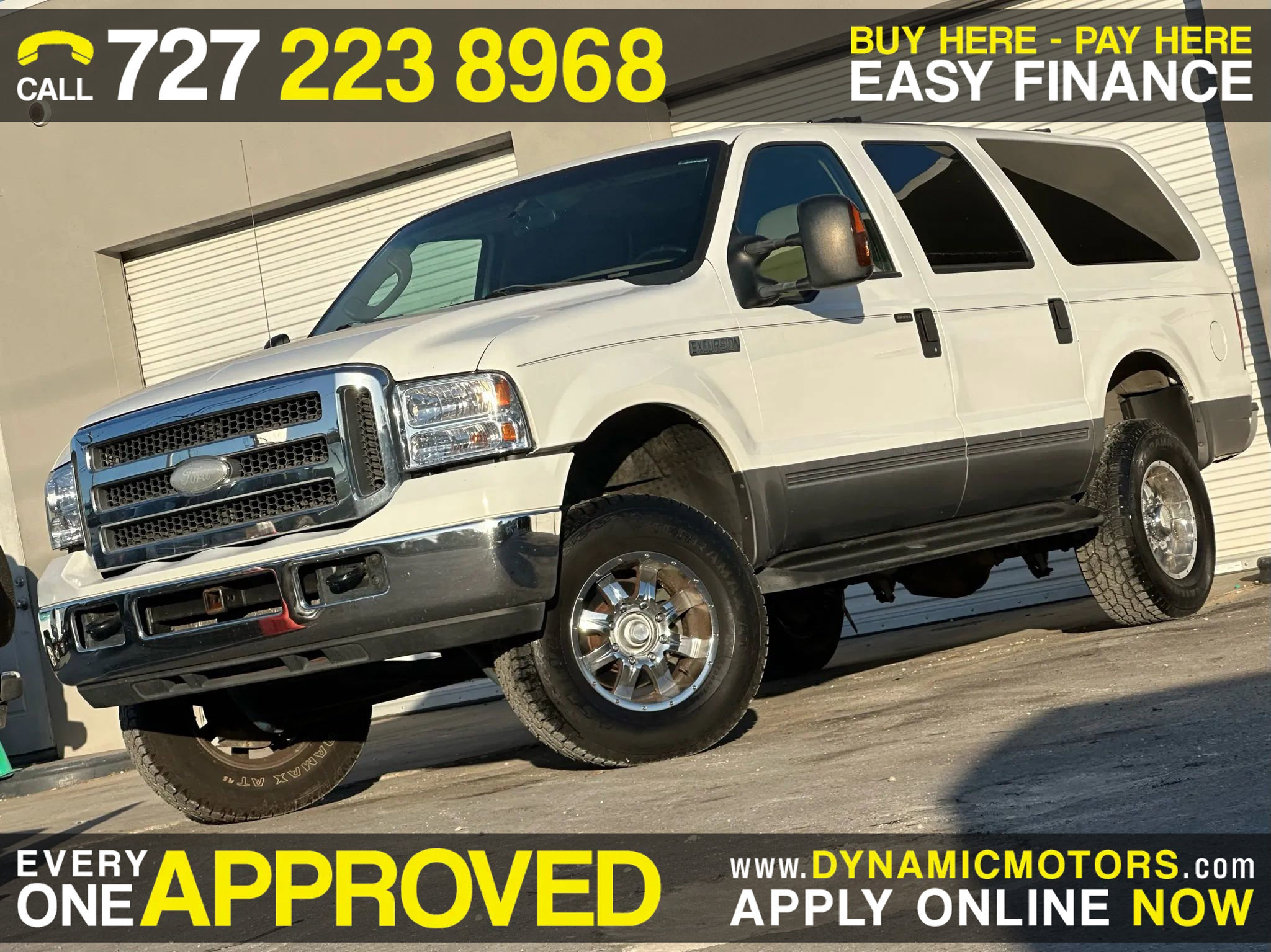 Used 2005 Ford Excursion XLS image 1