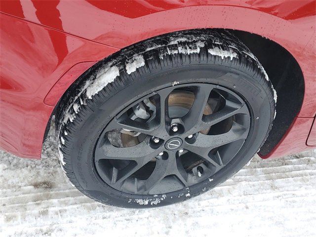 New 2026 Chrysler Pacifica Limited w/ Uconnect Theater Family Group image 5