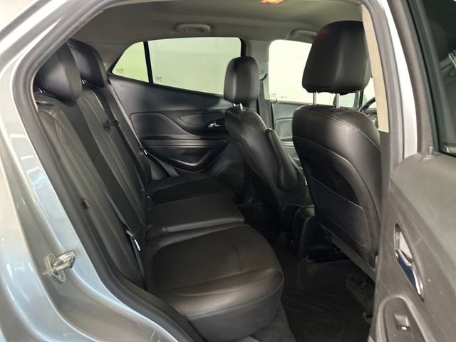 Used 2018 Buick Encore Preferred image 27