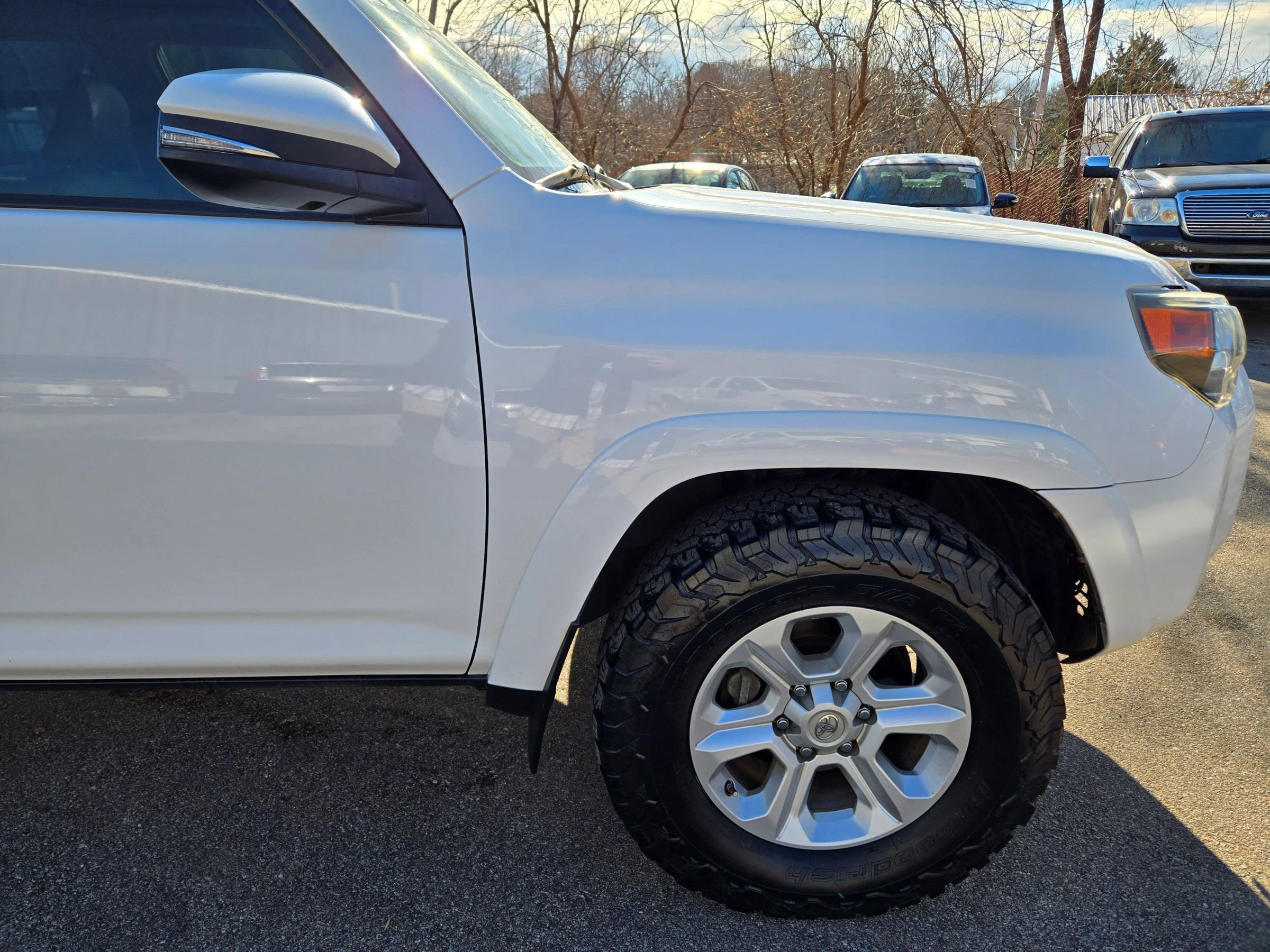 Used 2017 Toyota 4Runner SR5 Premium image 11
